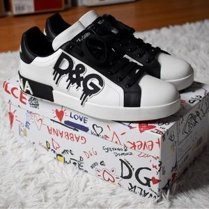 Dolce & Gabbana size 44/11 black & white in perfect condition